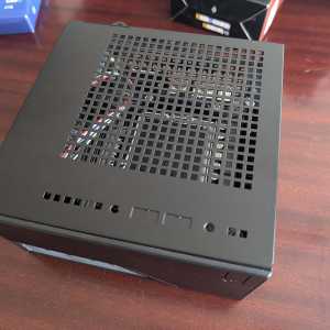 Asrock_DeskMini_X600_PXL_20240821_130738491.jpg